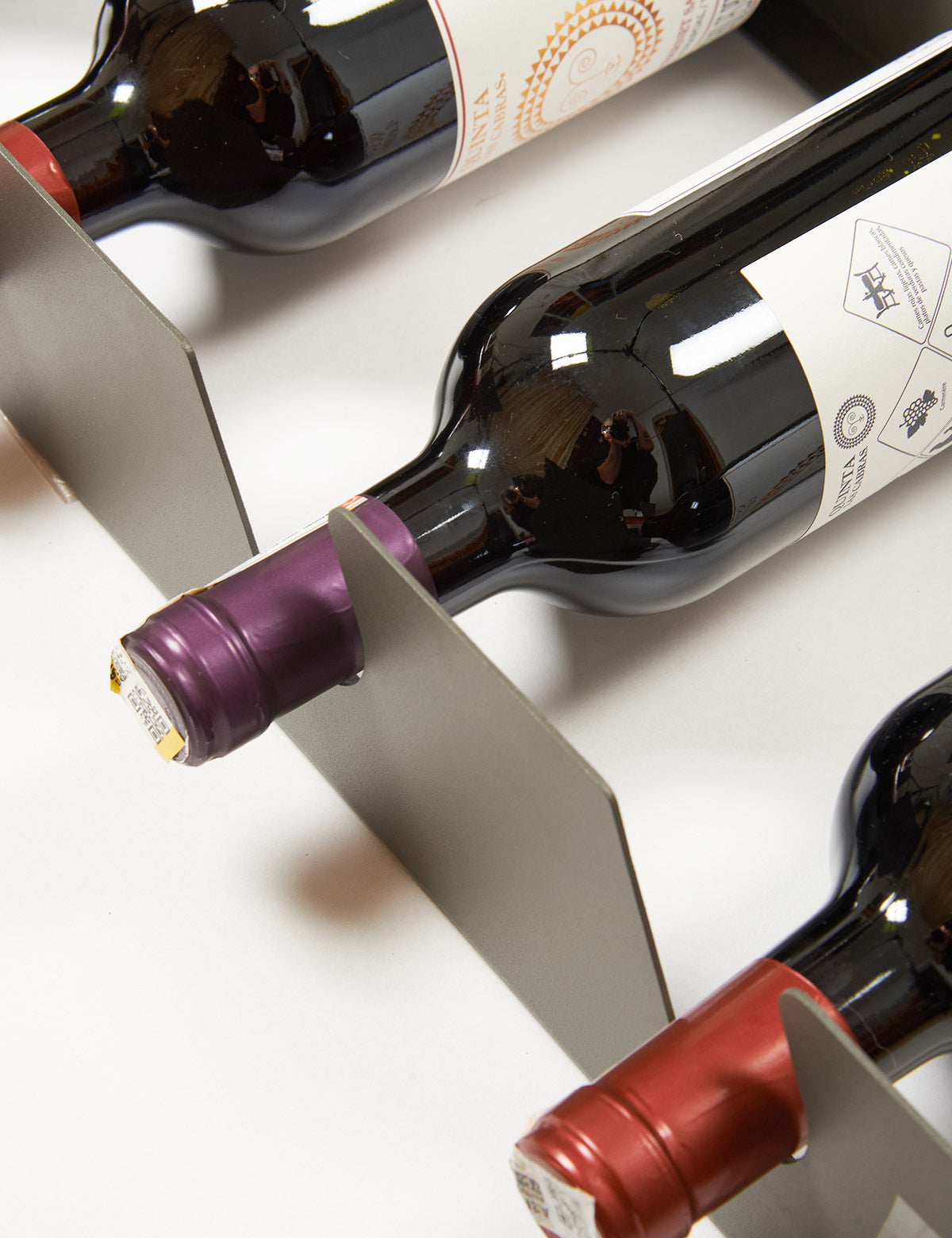 Repisa Vinera Flotante Flup- Capacidad para 5 Botellas